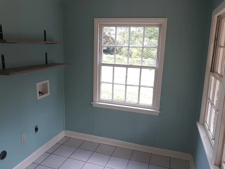 161 Holman Ave — Photo 8