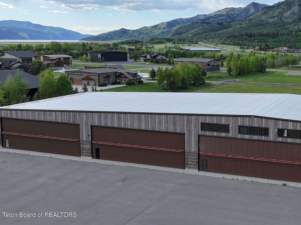 1st image of 209 S Refuge Pkwy #24