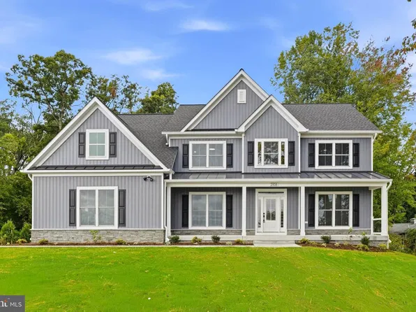 2108 Dennings Rd, New Windsor, MD 21776
