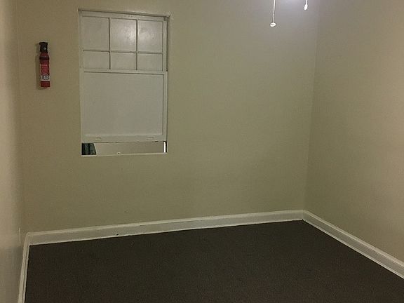 Den / Bedroom