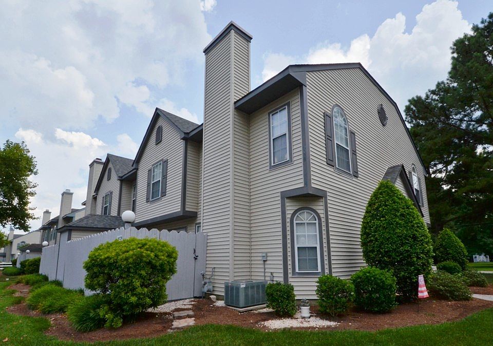 1st image of 5025 Bardith Cir