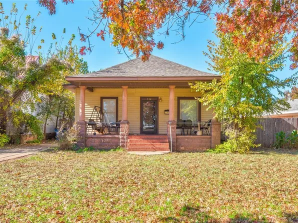 316 S 6th St, Chickasha, OK 73018