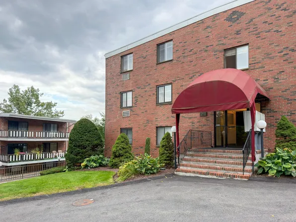 80 N Warren St APT 37, Woburn, MA 01801