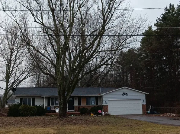 7169 W Mount Morris Rd, Flushing, MI 48433