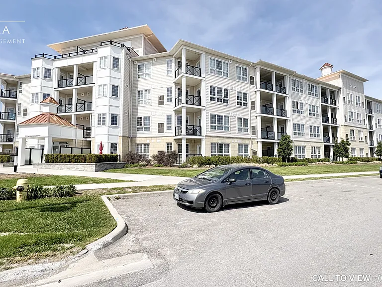 50 Lakebreeze Dr #105 — Photo 17