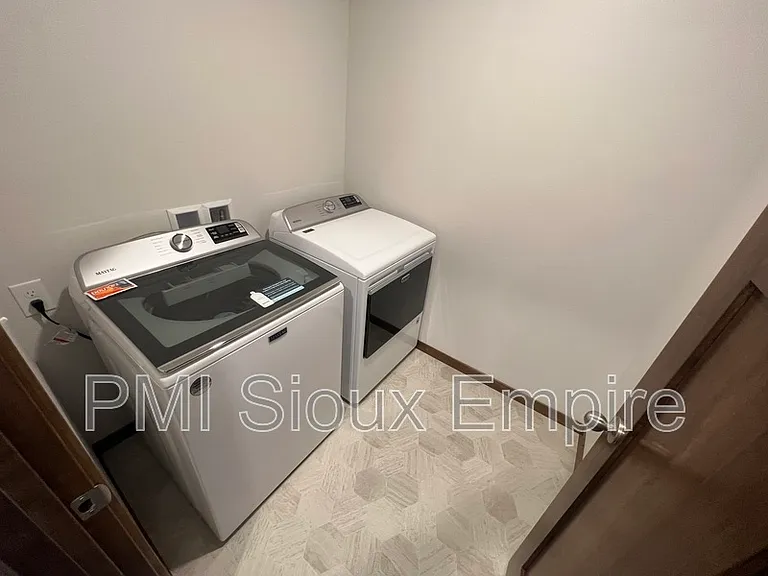 5510 E Lebridge St — Photo 13