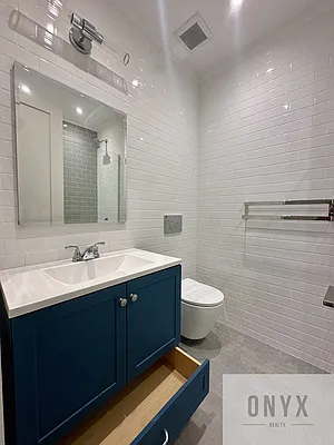 Rented by Onyx | media 7