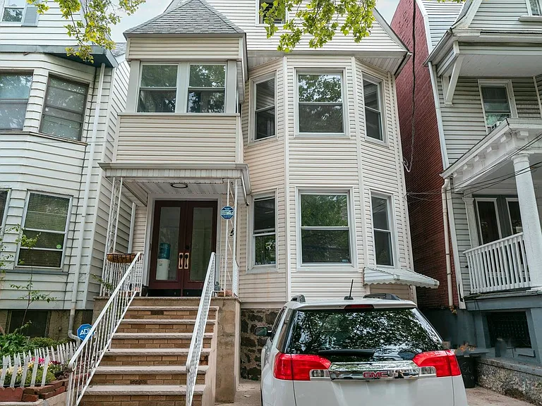 66 Van Reipen Ave #2 — Photo 11
