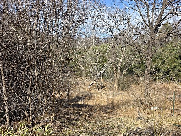 2nd image of 807 Old Forest Rd #A