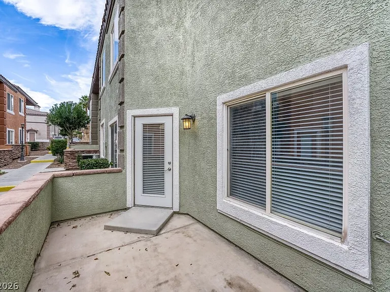 10443 Alpine Edge Ave — Photo 13