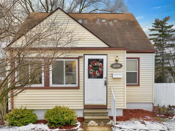 4318 Washington St, Wayne, MI 48184