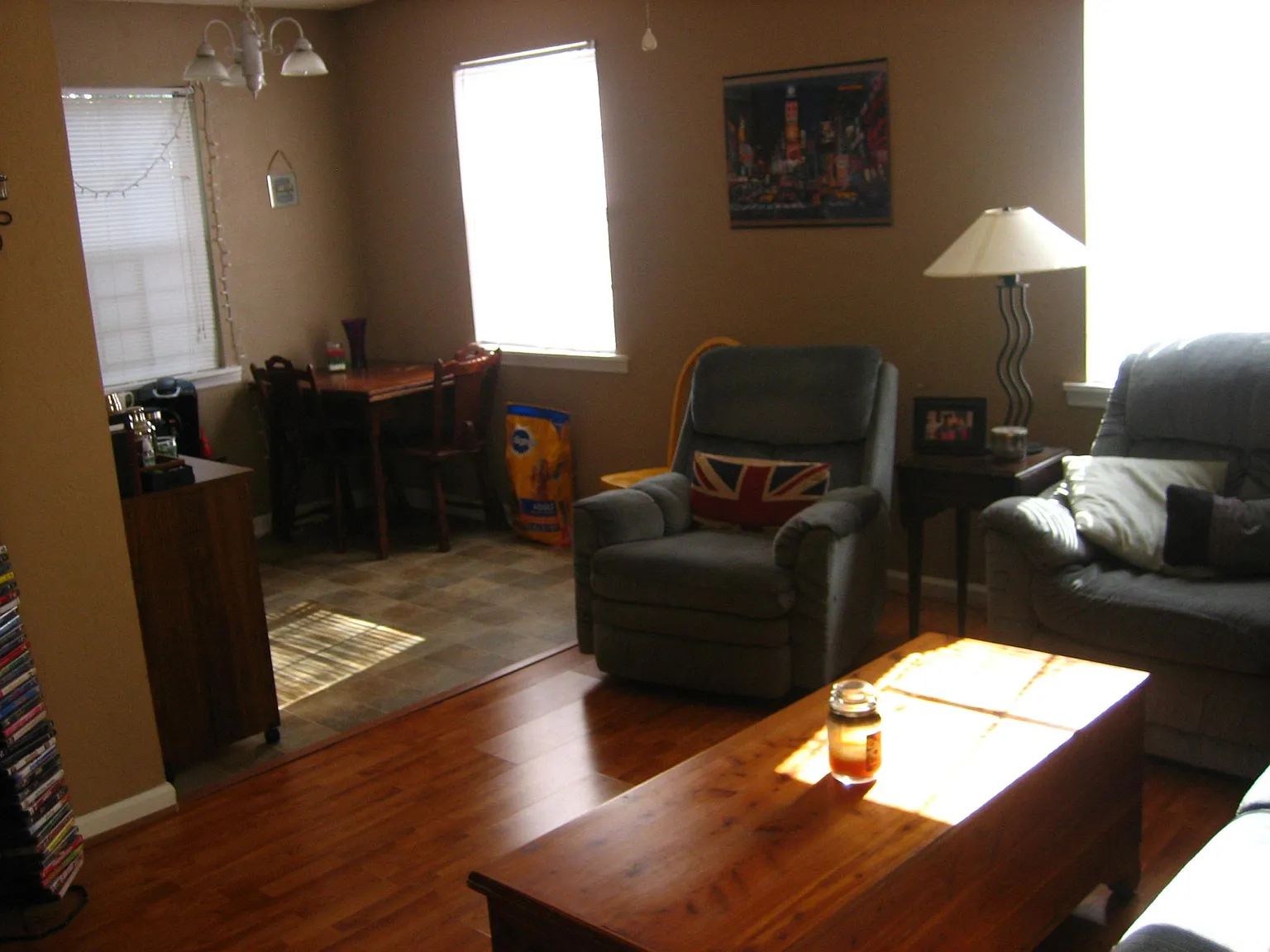 741 W Montgomery St — Photo 2