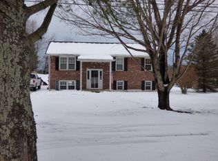 892 Ivanhoe Rd, Max Meadows, VA 24360