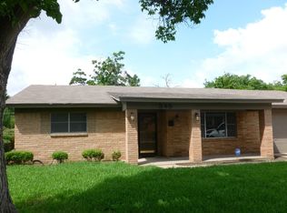 349 Bellvue Dr, Fort Worth, TX 76134