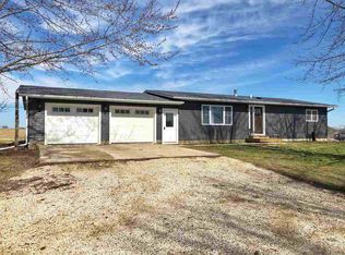 2876 River Rd, Decorah, IA 52101