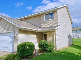 2772 Ridgeview Ln, Red Wing, MN 55066