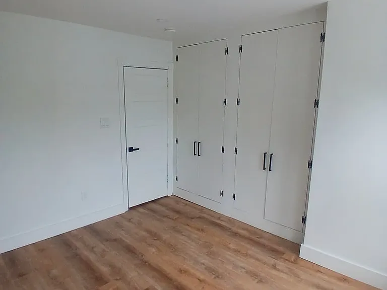 537 E Mayland St — Photo 22