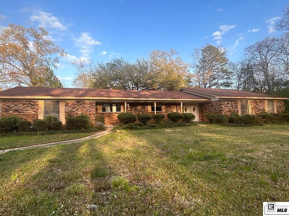 1st image of 1622 Woodland Pl