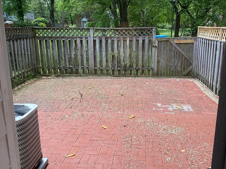 13 Dorchester Dr — Photo 14
