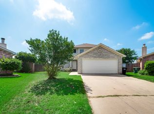 4248 Broken Arrow Rd, Fort Worth, TX 76137
