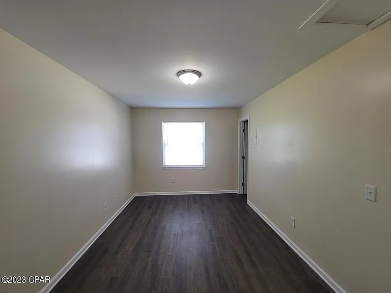 5820 Hickory St #15 — Photo 7