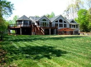 570 Busbees Point Rd, Bumpass, VA 23024