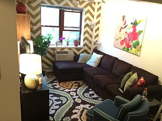 Rented by The Downtown LLC | media 22