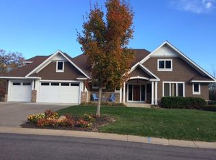 2680 N Saunders Lake Dr, Mound, MN 55364