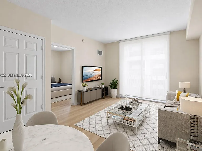 115 SW 11th St #707 — Photo 3