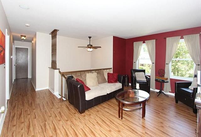 1st image of 8533 Denallen Dr
