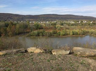 3 Hospital St, Pittston, PA 18640