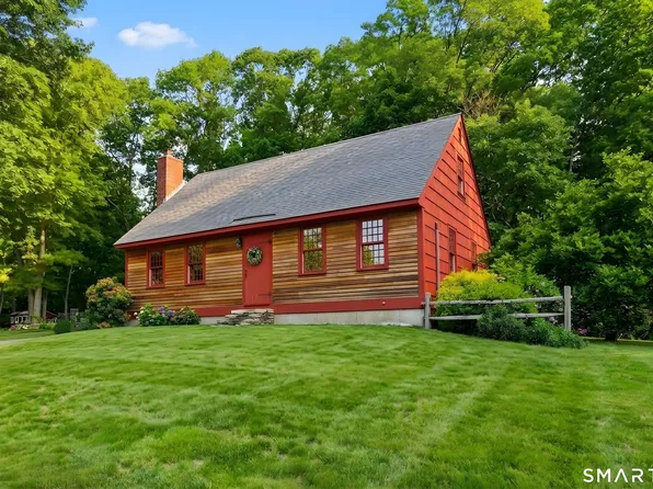 6 Robin Street, Stonington, CT 06379