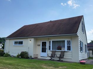 1018 Barlow St, Philadelphia, PA 19116