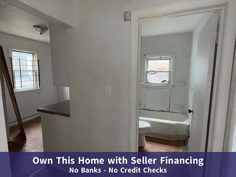 246 E York Ave — Photo 9