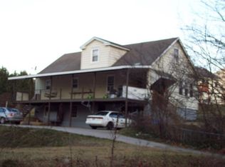 3386 Carner Ln, Roanoke, VA 24019