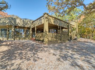 935 Barker Creek Dr, Sand Springs, OK 74063