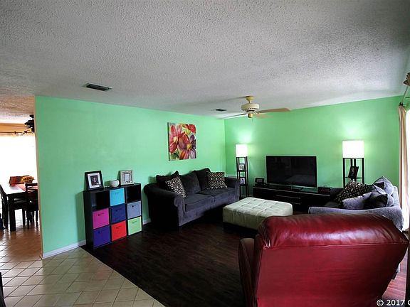4th image of 5630 NW 27th St