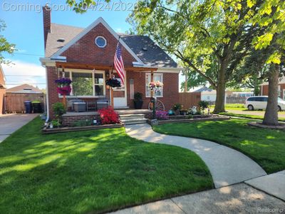 877 Moran Ave, Lincoln Park, MI, 48146