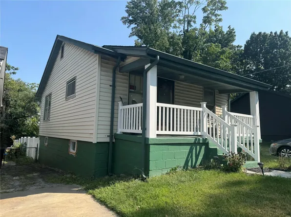 1334 Gregan Pl, Saint Louis, MO 63133