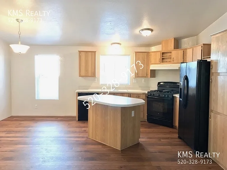 4861 N River Vista Dr — Photo 5
