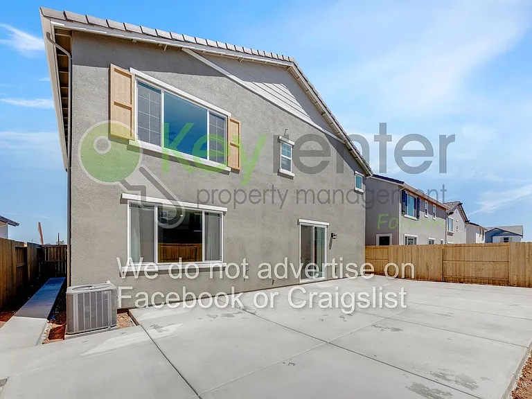 7650 Kobuk Valley Cir — Photo 42