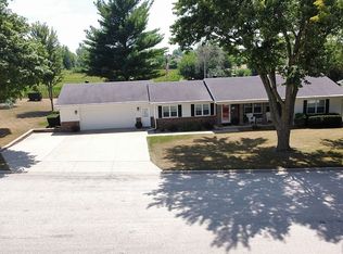 308 Sunset Rd, Hudson, IA 50643