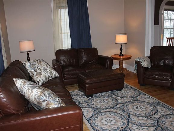 5th image of 63 Court St