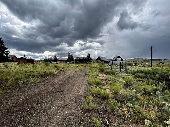 5th image of 1427 E Woodchuck Rd