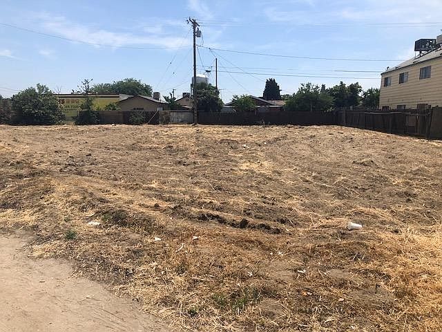 1st image of 339 NE 4th Ave
