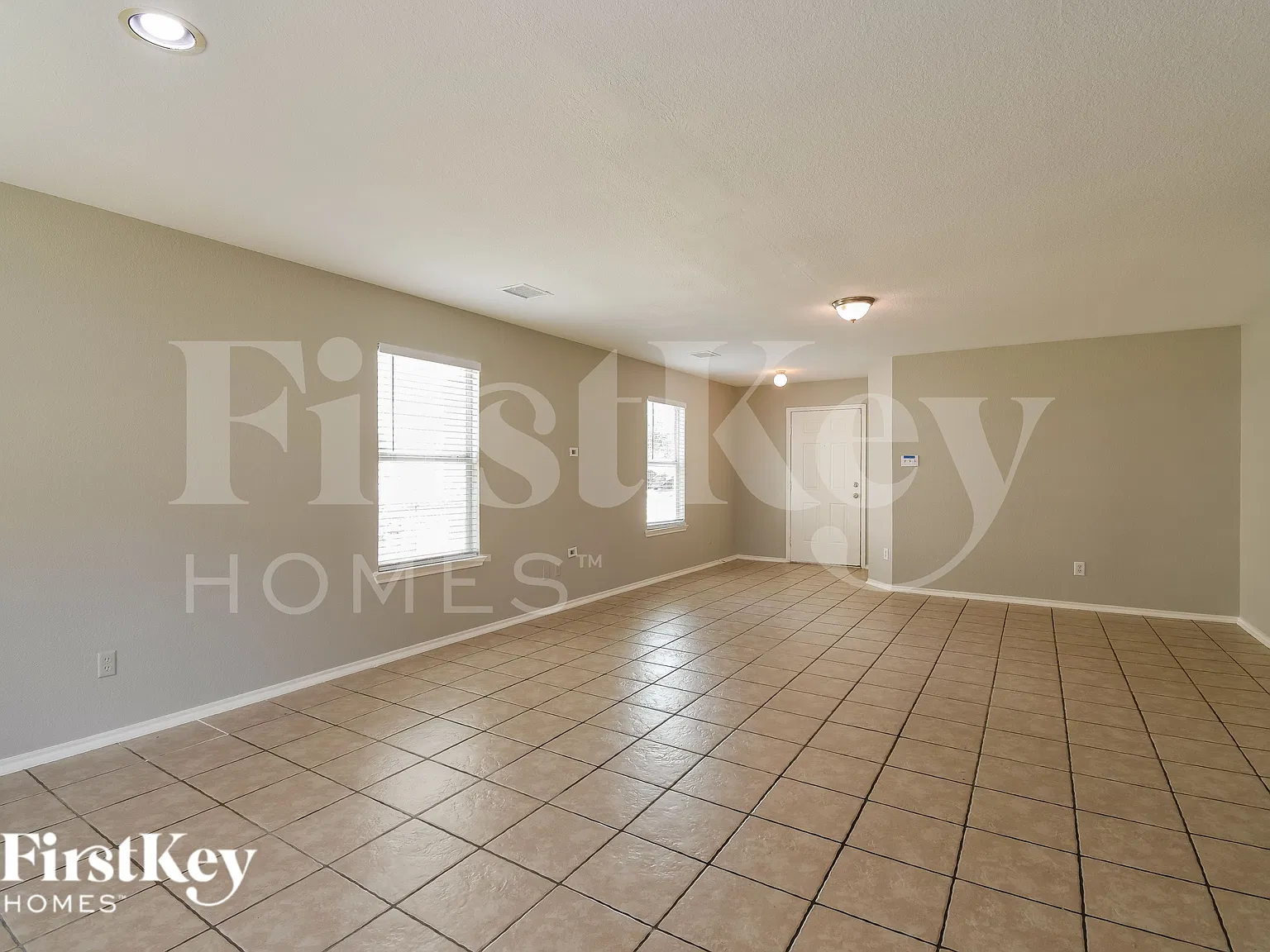 3 bed, 2.5 bath, 1964 sqft, $2,315 — Photo 4