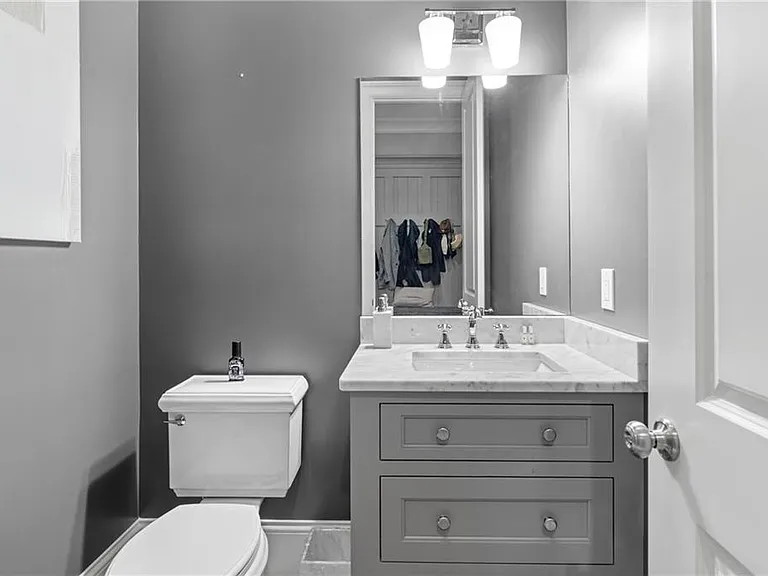 1685 Mount Paran Rd NW — Photo 35