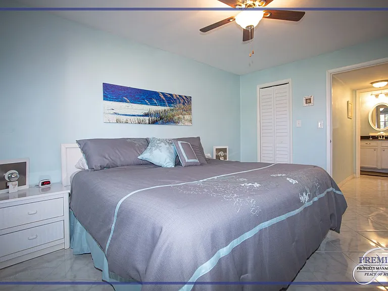 225 Turtle Lake Ct #106 — Photo 12