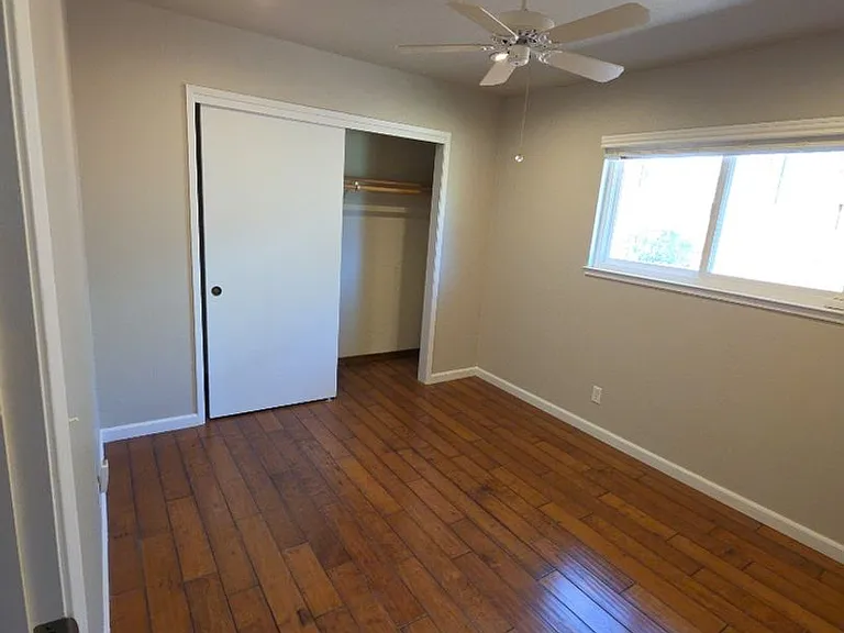 9786 Mount Hood Way — Photo 15