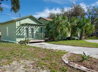 3746 8th St S, Saint Petersburg, FL 33705